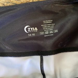 Zyia light n tight 7/8 black/white ombré leggings